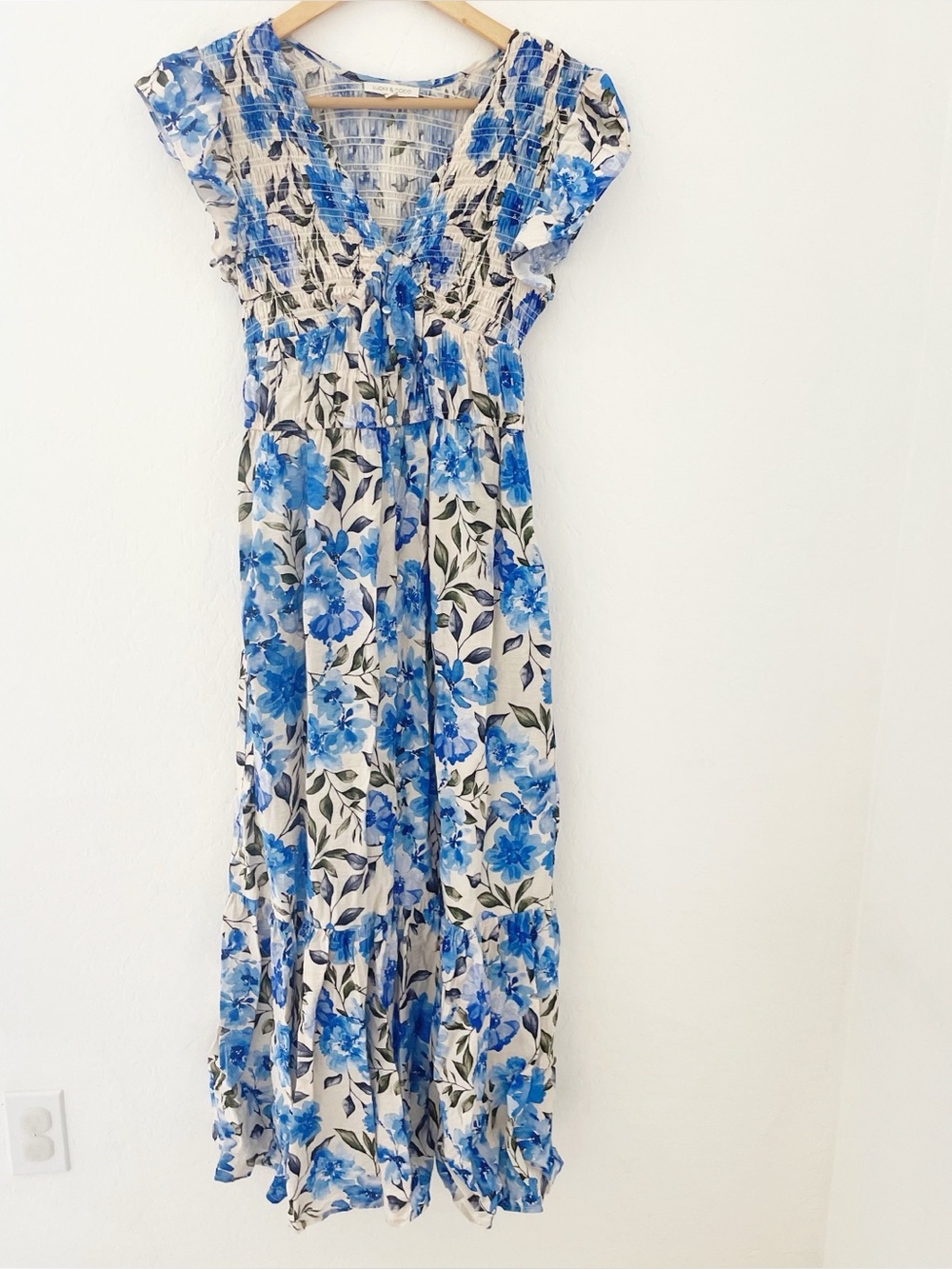 Lucky & Coco floral ruffled maxi dress size small